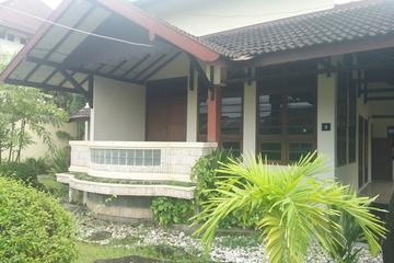 Jual Rumah Besar di Banyuraden Gamping Sleman - dekat Kampus Pertanahan dan Banyak Perum, dekat Daerah Bisnis, Nyaman