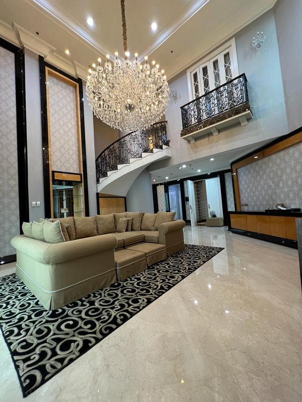 Jual Junior Penthouse Apartemen Four Season Residences di Setiabudi Jakarta Selatan - 4+1 BR Full Furnished