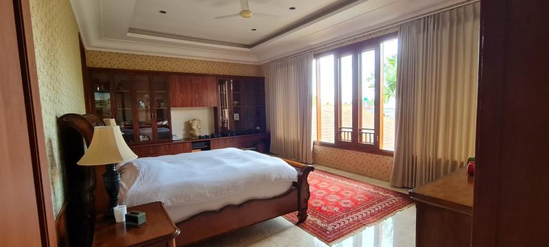 Jual Rumah Nyaman dan Asri di Cipete Jakarta Selatan - 6 Bedroom