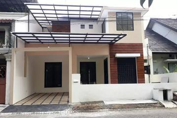Jual Rumah Baru Siap Huni di Babatan Pratama, Wiyung, Surabaya - 2 Lantai, 4 Kamar Tidur