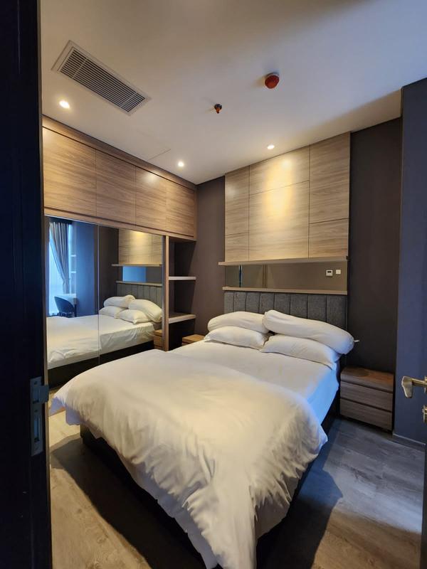 Disewakan Cepat Apartemen Sudirman Suites Jakarta - 3 Bedroom 1 Bathroom - Best Price and Best Deal