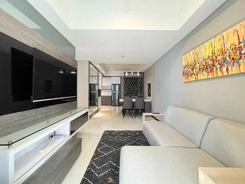 Sewa Apartemen Casa Grande Residence Phase II Kota Kasablanka 3+1 BR Full Furnished View Pool