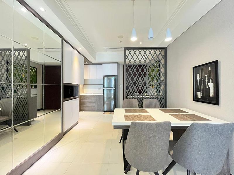 Sewa Apartemen Casa Grande Residence Phase II Kota Kasablanka 3+1 BR Full Furnished View Pool