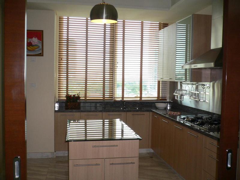 Sewa Apartemen The Peak Sudirman 3+1 BR Fully Furnished Private Lift