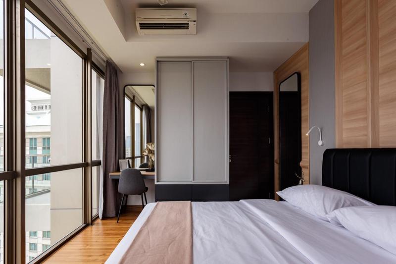 For Rent Apartment Sudirman Hill Residences 3 BR Full Furnished