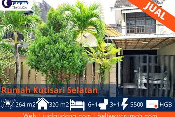 Jual Cepat Rumah 2 Lantai di Kutisari Selatan, dekat Universitas Petra Surabaya - The EdGe