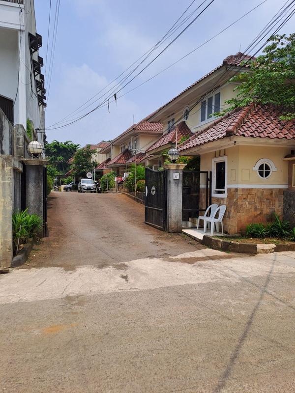 Jual Harga Obral 8 Unit Rumah Cocok untuk Investasi di Jalan Wijaya Timur, Kebayoran Baru, Jakarta Selatan
