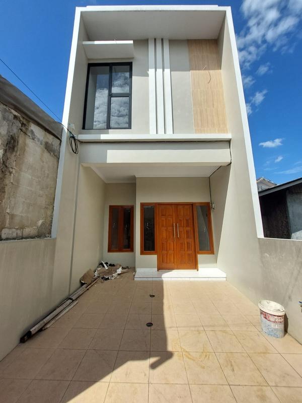 Dijual Rumah 2 Lantai Siap Huni di Cipedak Jagakarsa Jakarta Selatan - Pembayaran Cash/KPR