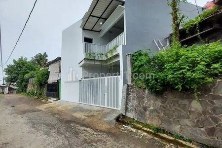 Dijual Kost Bangunan Baru 2 Lantai di Kedungmundu dekat Kampus Unimus, Tembalang, Semarang