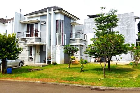 Dijual Rumah Hook Kota Wisata Cibubur - 3 Kamar Tidur, Sertifikat SHM