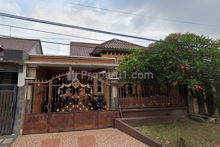 Jual Rumah Bagus SHM di Jalan Delta Raya Daerah Waru Sidoarjo - 5 Kamar Tidur