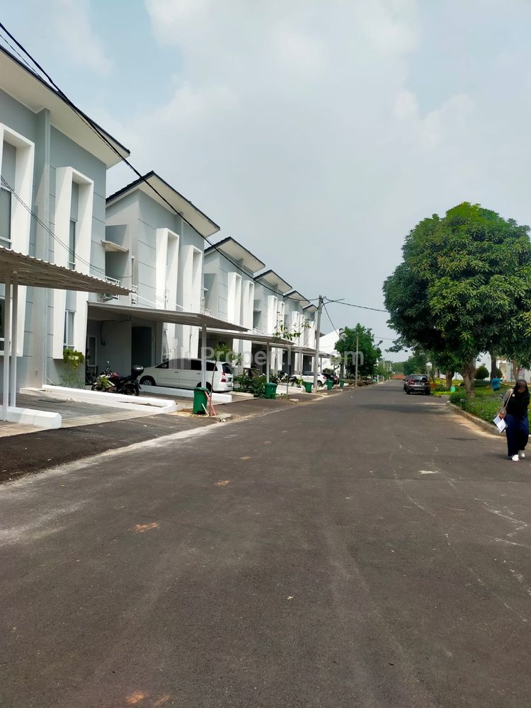 Jual Rumah Baru Ready Stock Posisi Hook Siap Huni dalam Cluster di Prima Harapan Regency Bekasi