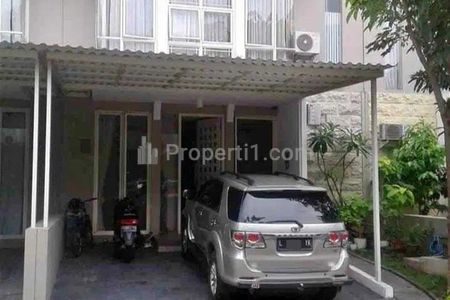 Jual Rumah di Cluster The GreenLake Citraland Surabaya - Strategis, Siap Huni