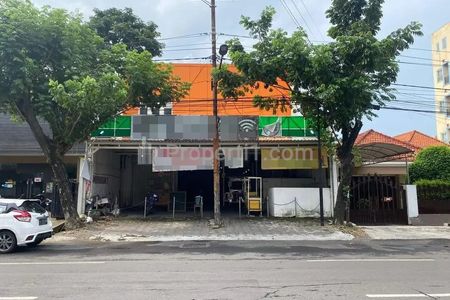 Jual Rumah dan Tempat Usaha di Jalan Raya Barata Jaya Surabaya - Lokasi Strategis