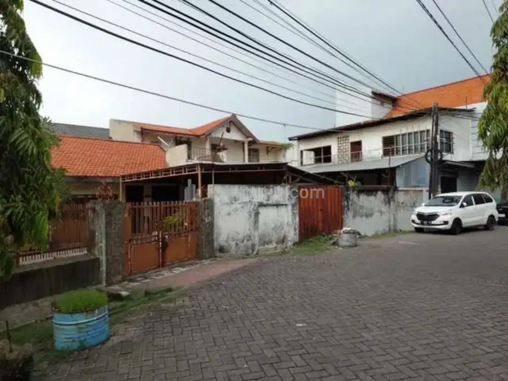 Jual Rumah Cocok untuk Kos-Kosan di Dharmahusada Surabaya - Hadap Timur