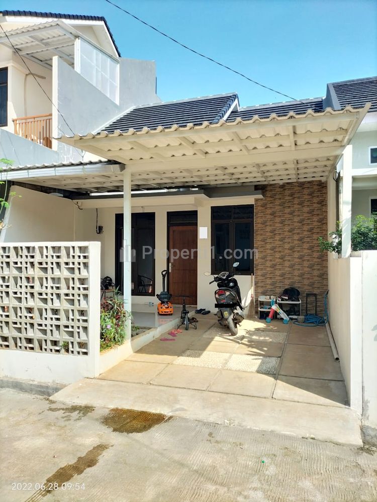 Rumah Dijual dalam Komplek di Cinere, dekat Pintu Toll Krukut (Indent 3 Bulan)