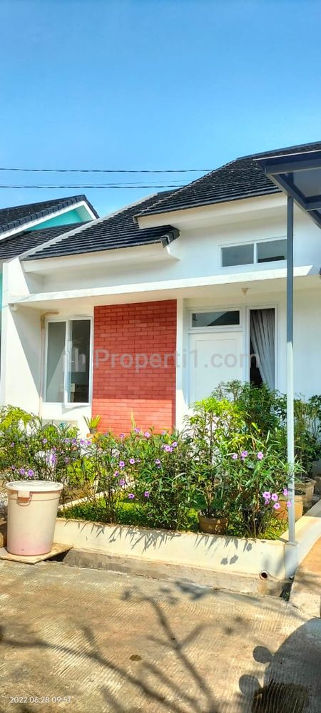 Rumah Dijual dalam Komplek di Cinere, dekat Pintu Toll Krukut (Indent 3 Bulan)