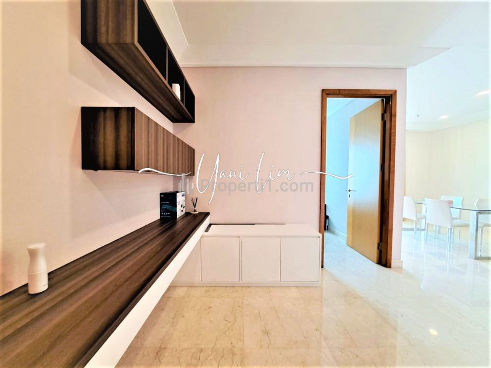 Sewa Apartemen Pakubuwono Residence 3 BR, 204 sqm, Ready to Move in, Direct Owner - YANI LIM 08174969303