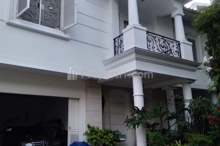 Jual Rumah Furnished Siap Huni di Kebayoran Baru Jakarta Selatan