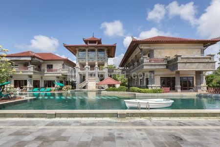 Jual Villa Sangat Mewah di Kawasan Nusa Dua Kuta Selatan Bali