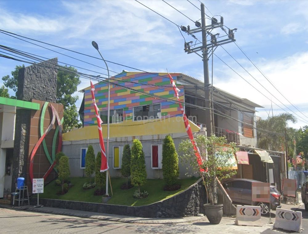 Jual Ruko 2 Lantai SHM Sangat Strategis di Penjaringan Sari Surabaya