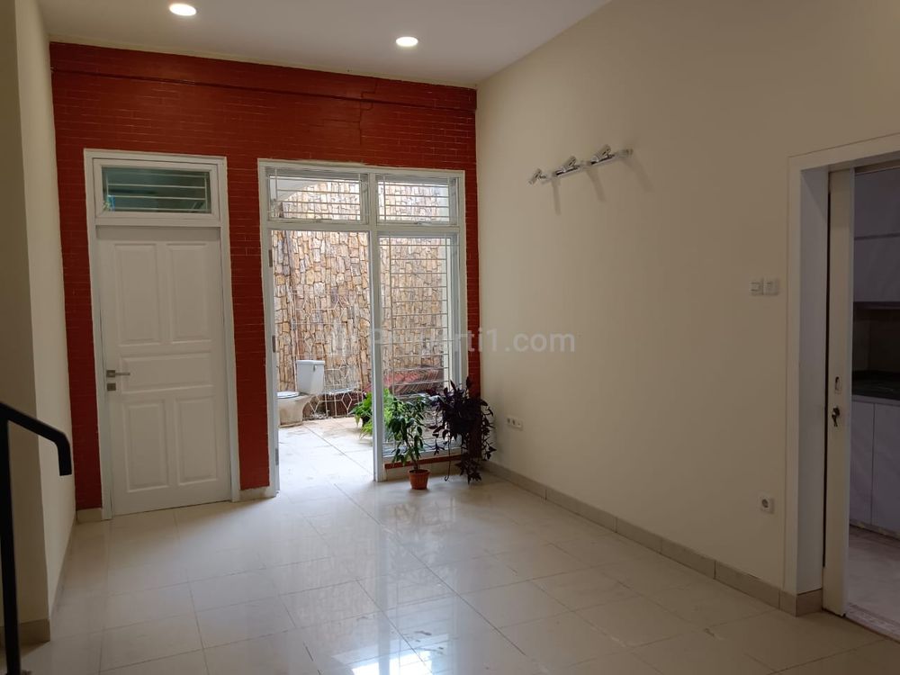 Jual Rumah 3+1 Kamar di Perumahan Limus Pratama Regency Cileungsi Bogor