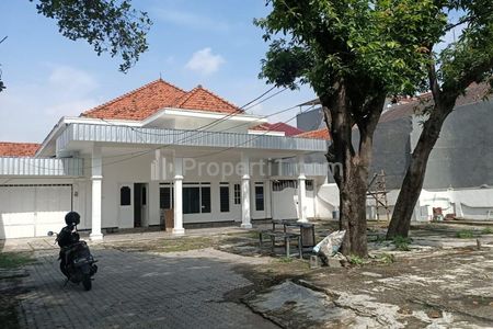 Jual Rumah Tua Bagus Cocok untuk Tempat Usaha di Daerah Gubeng Surabaya