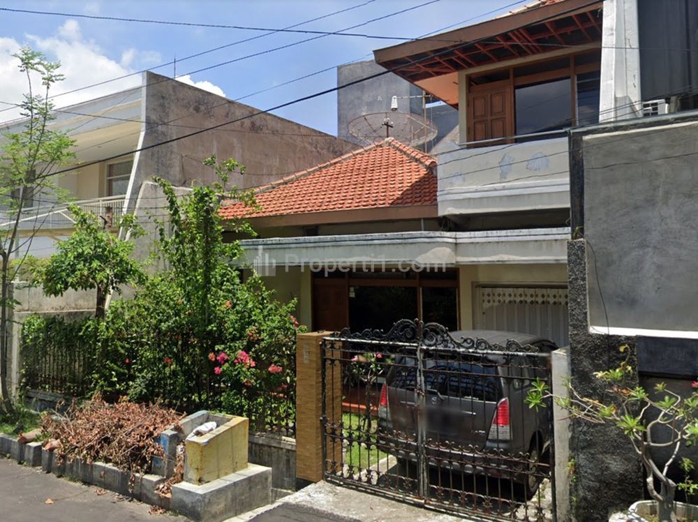 Jual Rumah Lokasi Langka di Jalan Kertajaya Indah Manyar Surabaya
