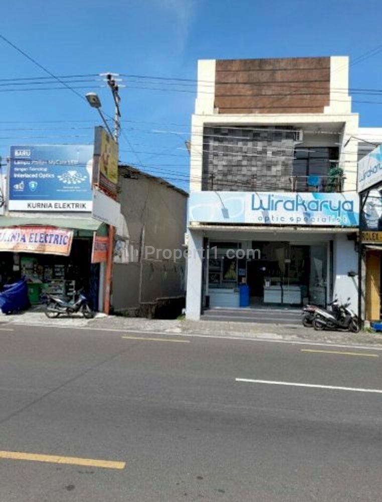 Jual Ruko di Jalan Monjali Sinduadi Mlati Sleman - Pinggir Jalan Besar, dekat Kampus UGM