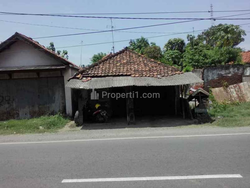 Dijual Tanah dan Rumah Strategis untuk Ruang Usaha di Pinggir Jalan Pantura Losarang Indramayu