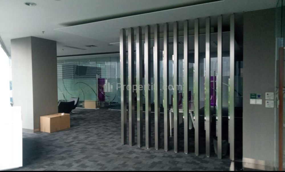 Disewakan Office Space Fully Furnished di 18 Parc Place SCBD Jakarta Selatan