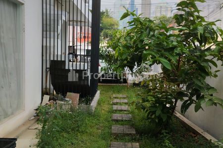Dijual Rumah Hook Beserta Kamar Kost di Bendungan Hilir Jakarta Pusat