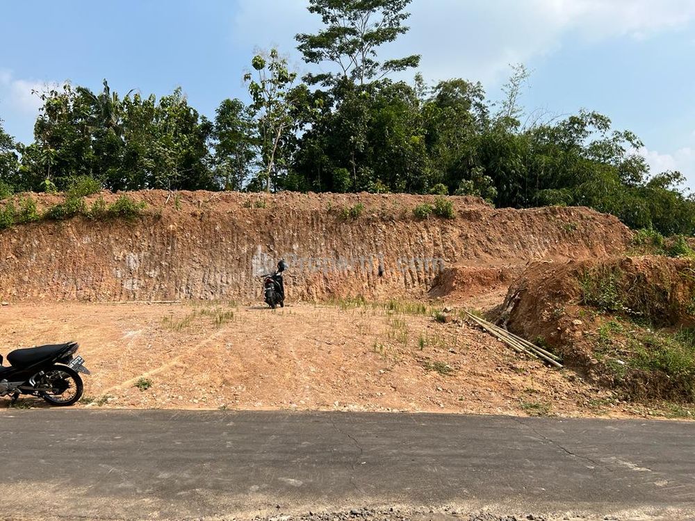 Jual Tanah Super Datar 1500m2 di Mojogedang Karanganyar