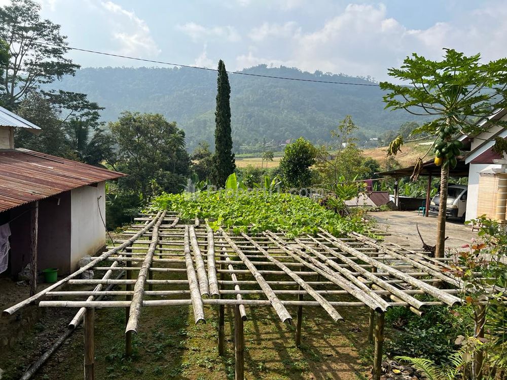Dijual Tanah 180m² Timur Pasar Kemuning Ngargoyoso Karanganyar