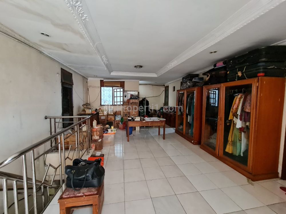 Dijual Rumah Murah di bawah NJOP di Utan Kayu Jakarta Timur