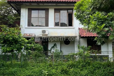 Jual Rumah Hook Mewah di Graha Famili Kota Surabaya