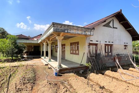 Dijual Rumah 3 Kamar Tidur Siap Huni di Kota Wisata Kemuning Karanganyar