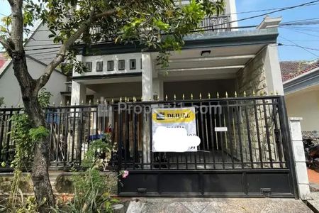 Jual Rumah 2 Lantai di Perumahan Kebraon Indah Permai Surabaya