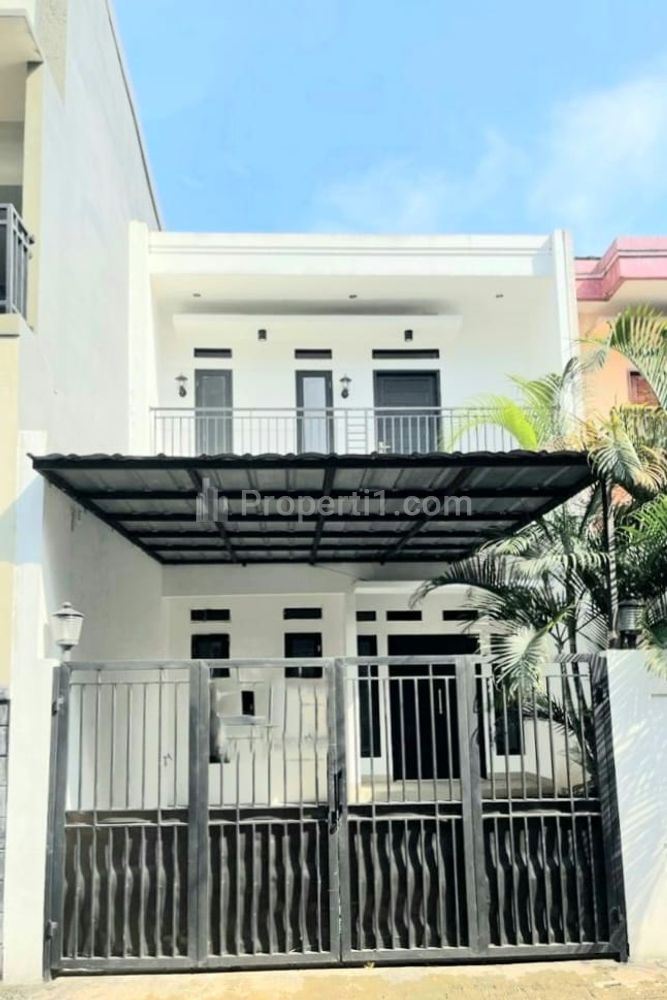 Rumah Dijual Lokasi Strategis dekat MRT Haji Nawi Cipete Jakarta Selatan