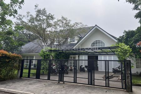 Jual Rumah Parahyangan Golf Sentul City - Luas Tanah 2450 m2, 6 Kamar Tidur