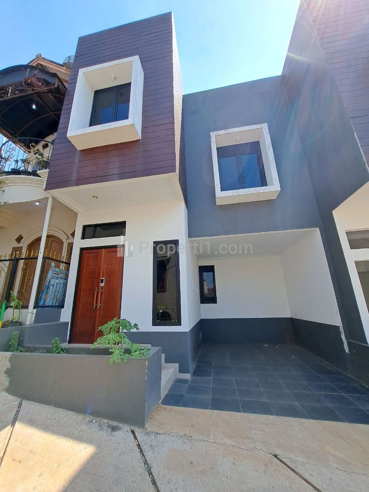 Rumah Dijual Ready Stock 2 Lantai 800 Jutaan di Cijantung Pasar Rebo Jakarta Timur