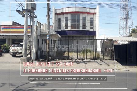 Dijual Ruko Strategis 2 Lantai Eks Kantor Bank di Krian Sidoarjo