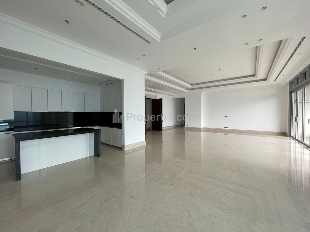 Dijual Apartment Raffles Residence 4 BR Unfurnished Best Deal