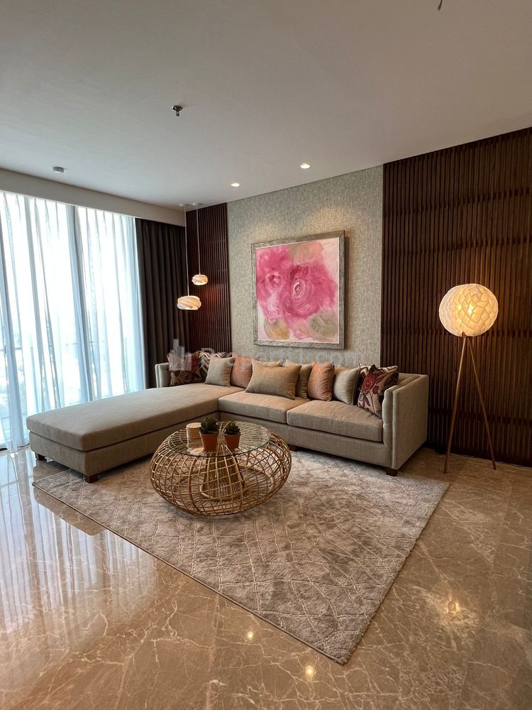 Disewakan Apartemen Izzara TB Simatupang Jakarta Selatan - 2+1 BR Full Furnished, Best Price