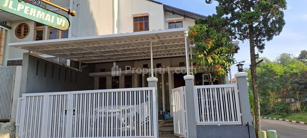 Disewakan Rumah 70 Juta Per Tahun Nego di Perumahan Setra Duta Permai Bandung
