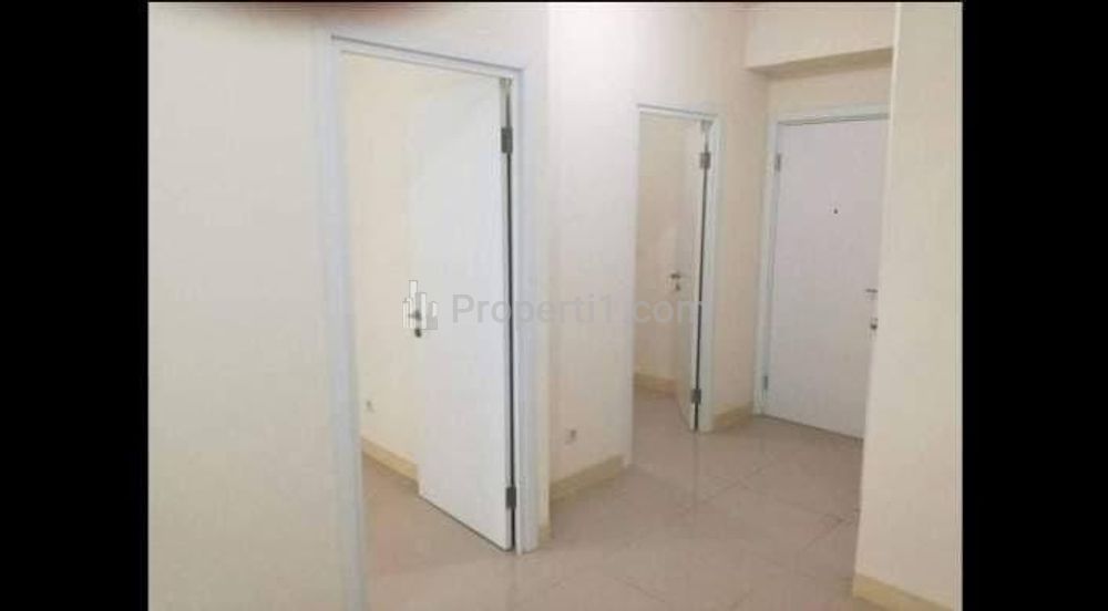 Jual Apartemen The Green Pramuka City Tower Chrysant -  2 Kamar Kosongan