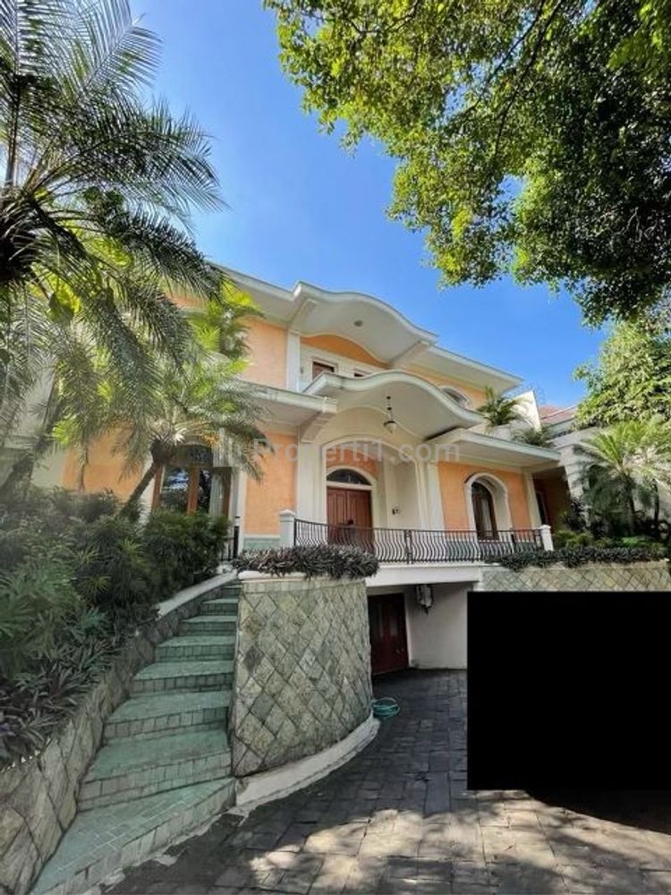 Jual Rumah Murah di Pondok Indah Jakarta Selatan - 2 Lantai + Basement, Luas Tanah 866 m2