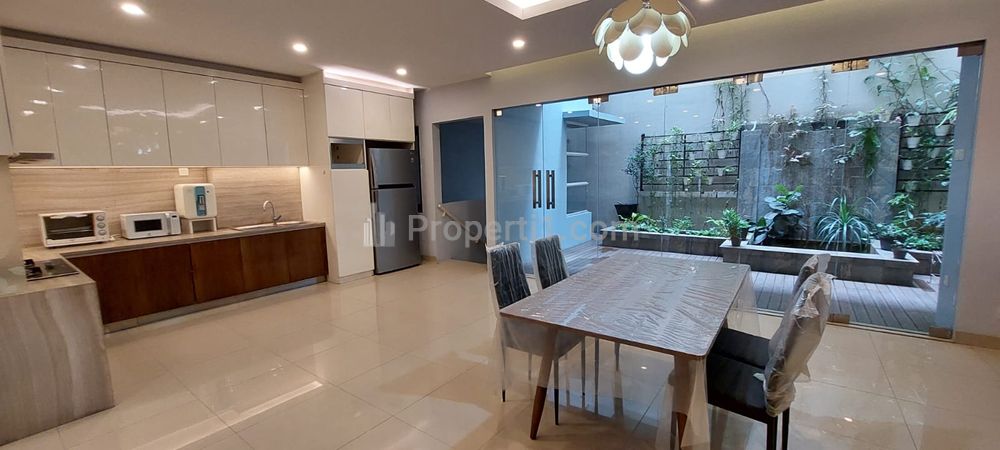 Disewakan Rumah di Pluit Jakarta Utara - Exclusive Garden House
