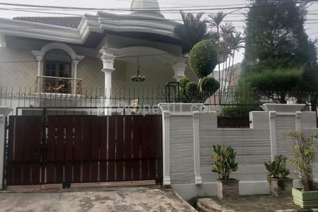 Jual Rumah Mewah Full Furnished SHM di Cempaka Putih Jakarta Pusat - Luas Tanah 580m2