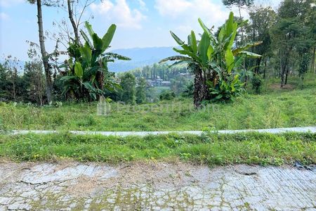 Dijual Tanah 1200m² Cocok Dibangun Villa Kemuning Karanganyar